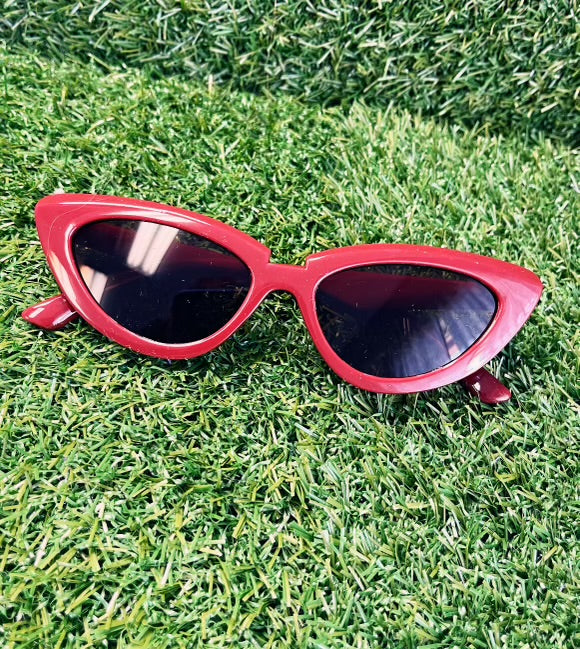 Cat-Eye Solid Sunnies