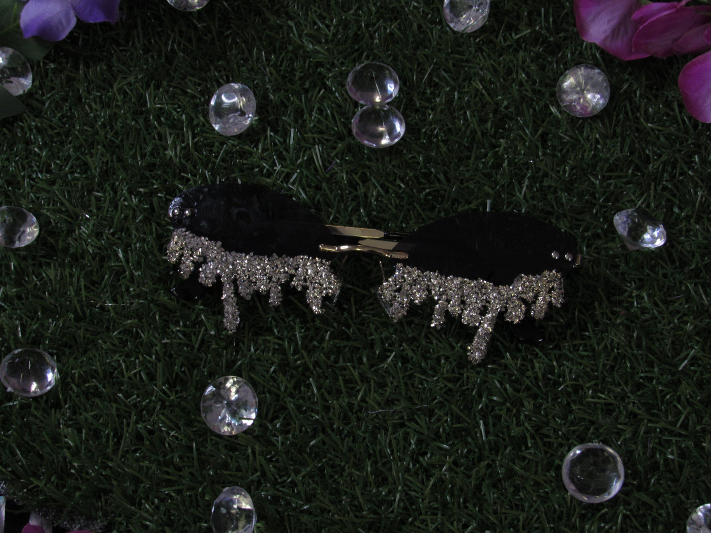 Tear-Drop Sunnies