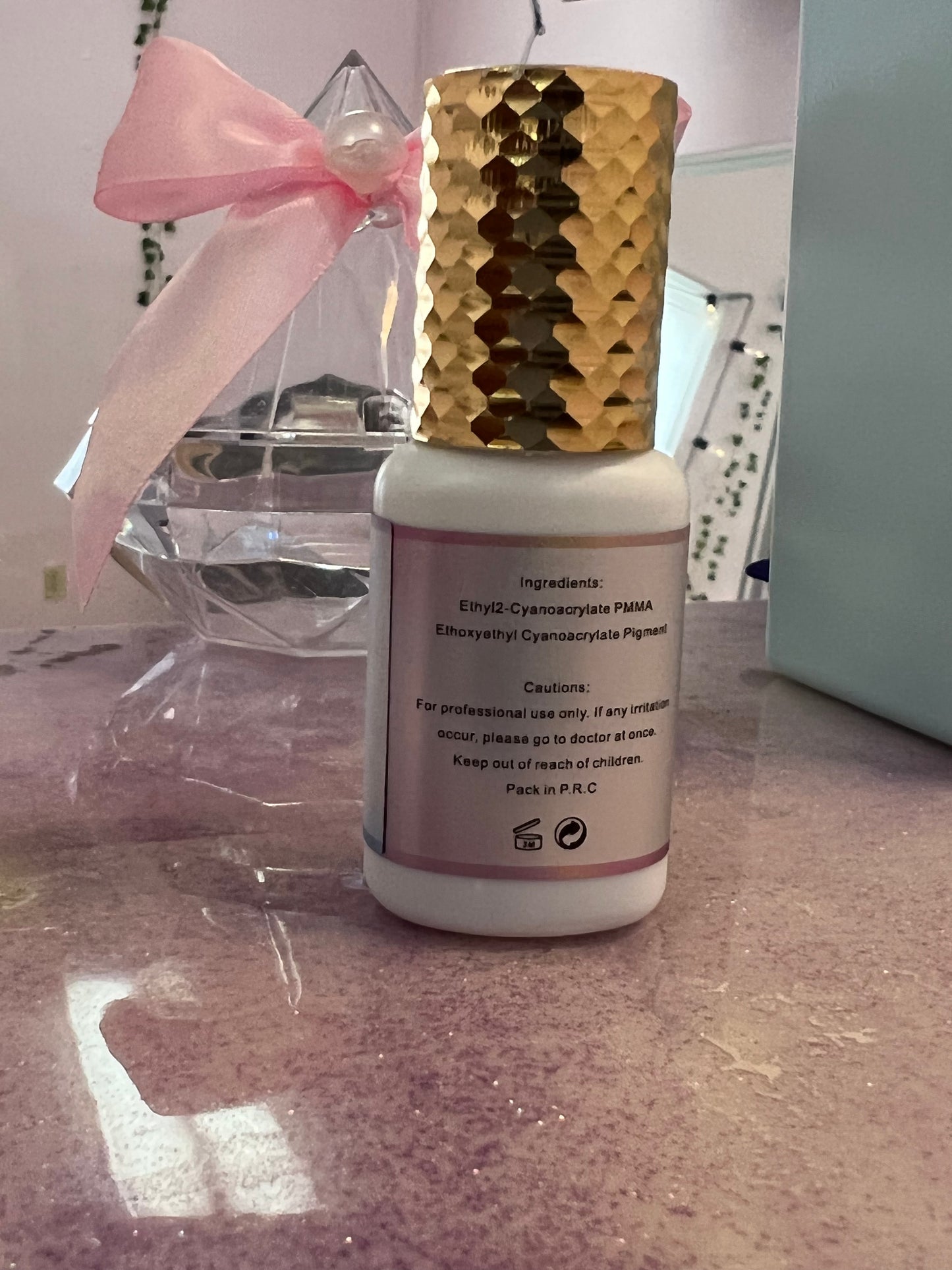 Banana Crazy Lash Adhesive