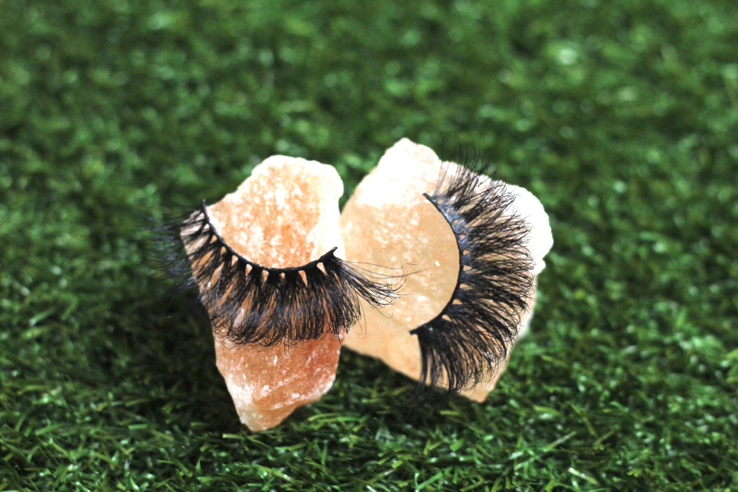 " Monroe " 100 % Mink Strip ( 25 mm)