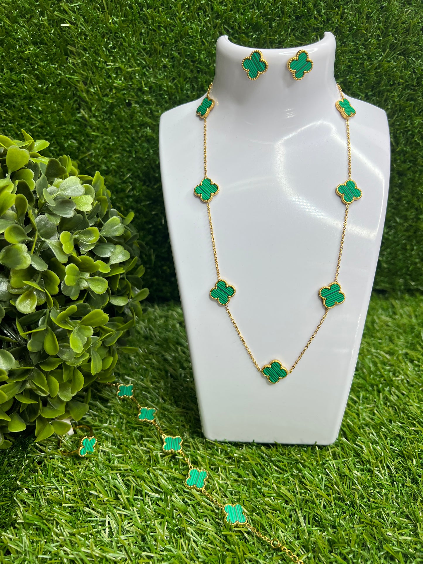 Green Clover Full Set